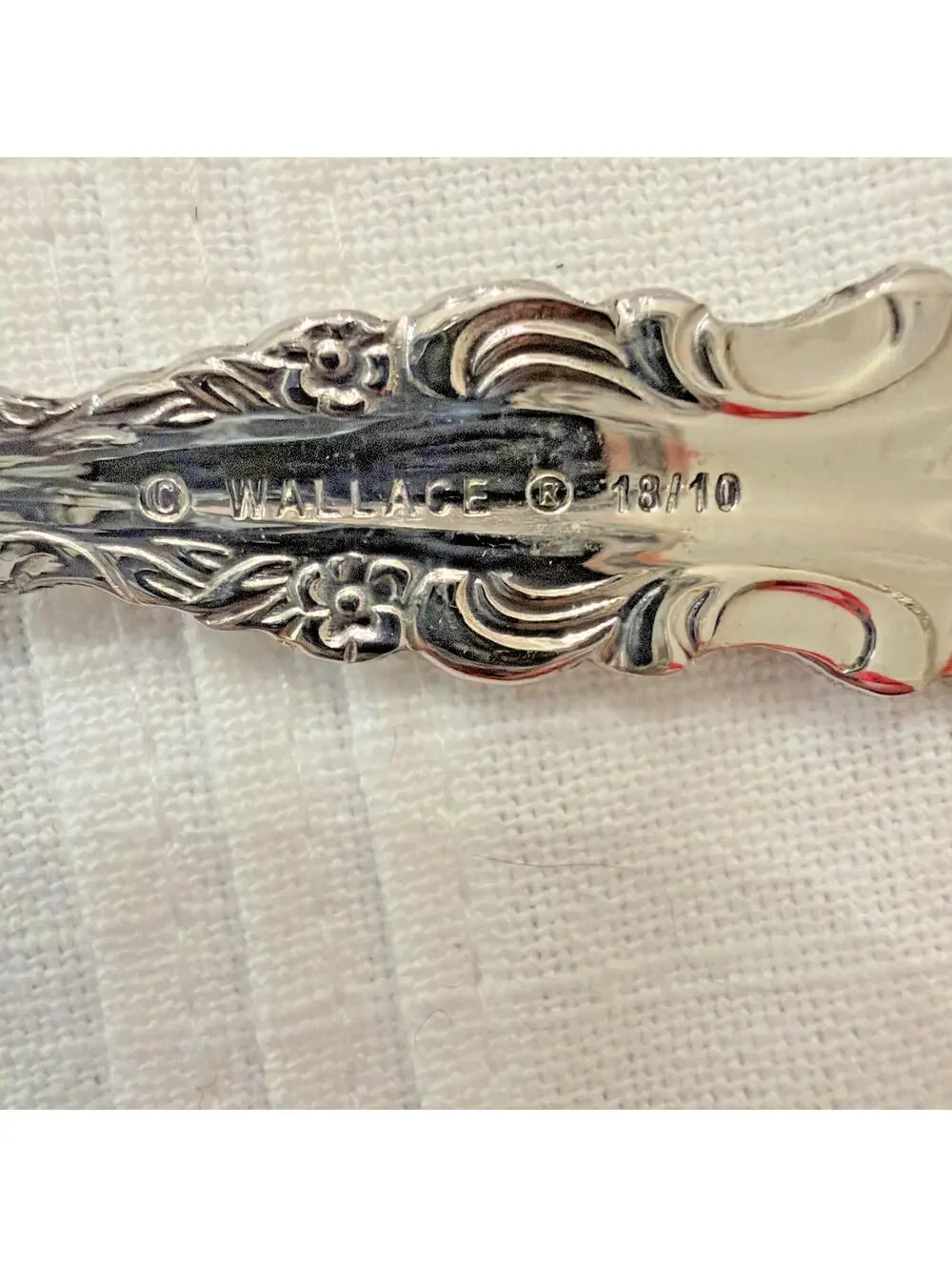 Wallace Countess Stainless Steel Flatware – Service for 12 – 61 Pc Set